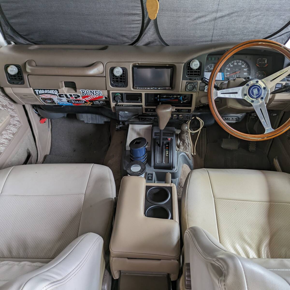 TME LANDCRUISER70 center armrest console box drink holder Middle Eastern collar Brown×Black アームレスト コンソールボックス CB