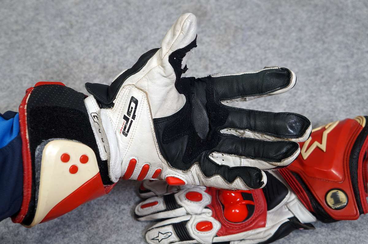 アルパインスターズ alpinestars レーシンググローブ GP PRO アルパインスターズ alpinestars レーシンググローブ GP PRO