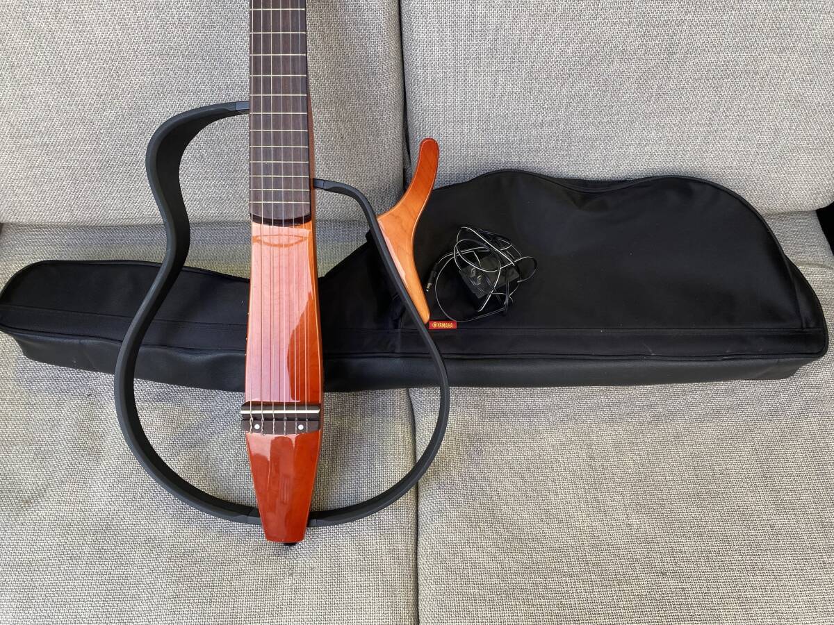 サイレントギター YAMAHA SLG-100N○ヤマハ クラシックギター サイレントギター YAMAHA SLG-100N○ヤマハ クラシックギター