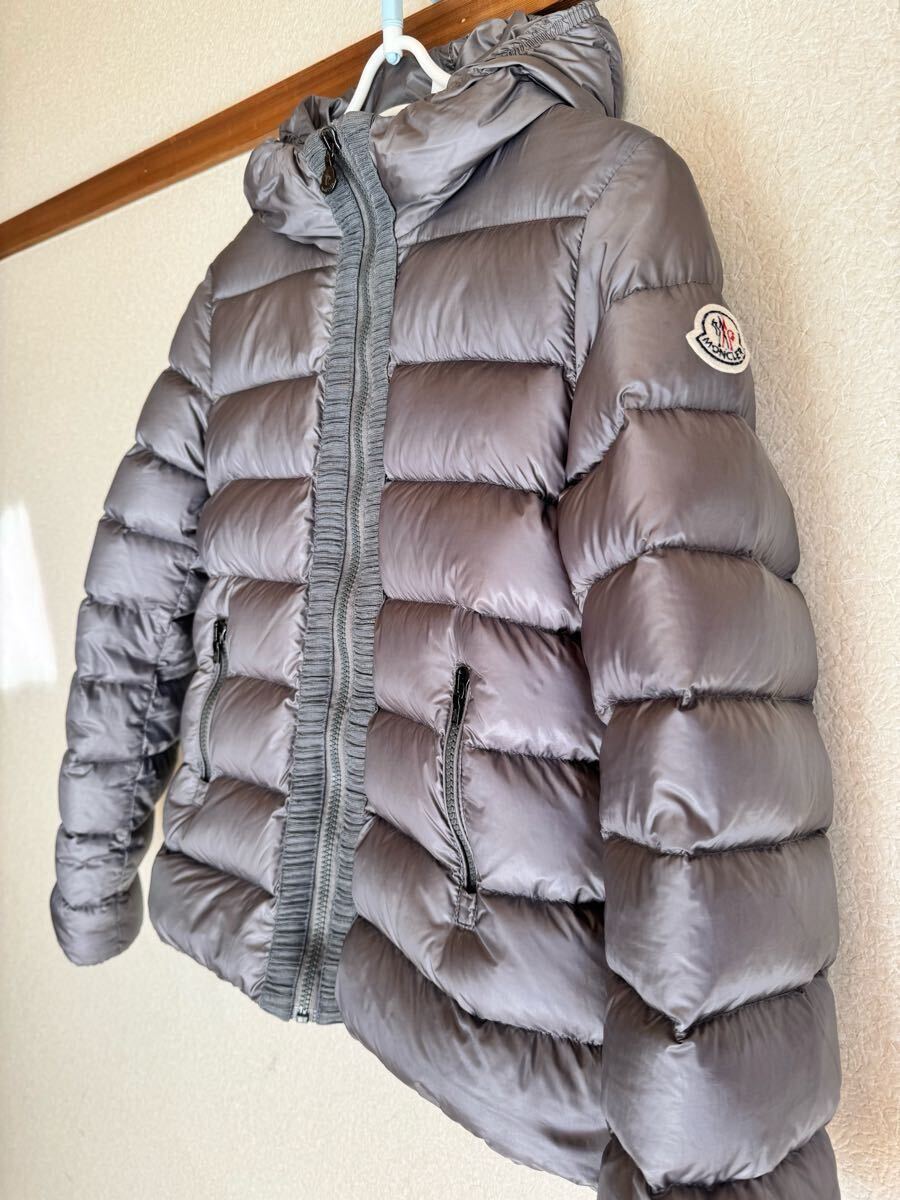 専用 美品 MONCLER モンクレール ダウンジャケット 腕ワッペン 専用 美品 MONCLER モンクレール ダウンジャケット 腕ワッペン