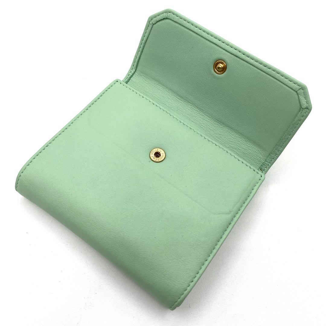 希少 極美品 LOEWE ロエベ ミントグリーン 二つ折り財布 希少 極美品 LOEWE ロエベ ミントグリーン 二つ折り財布