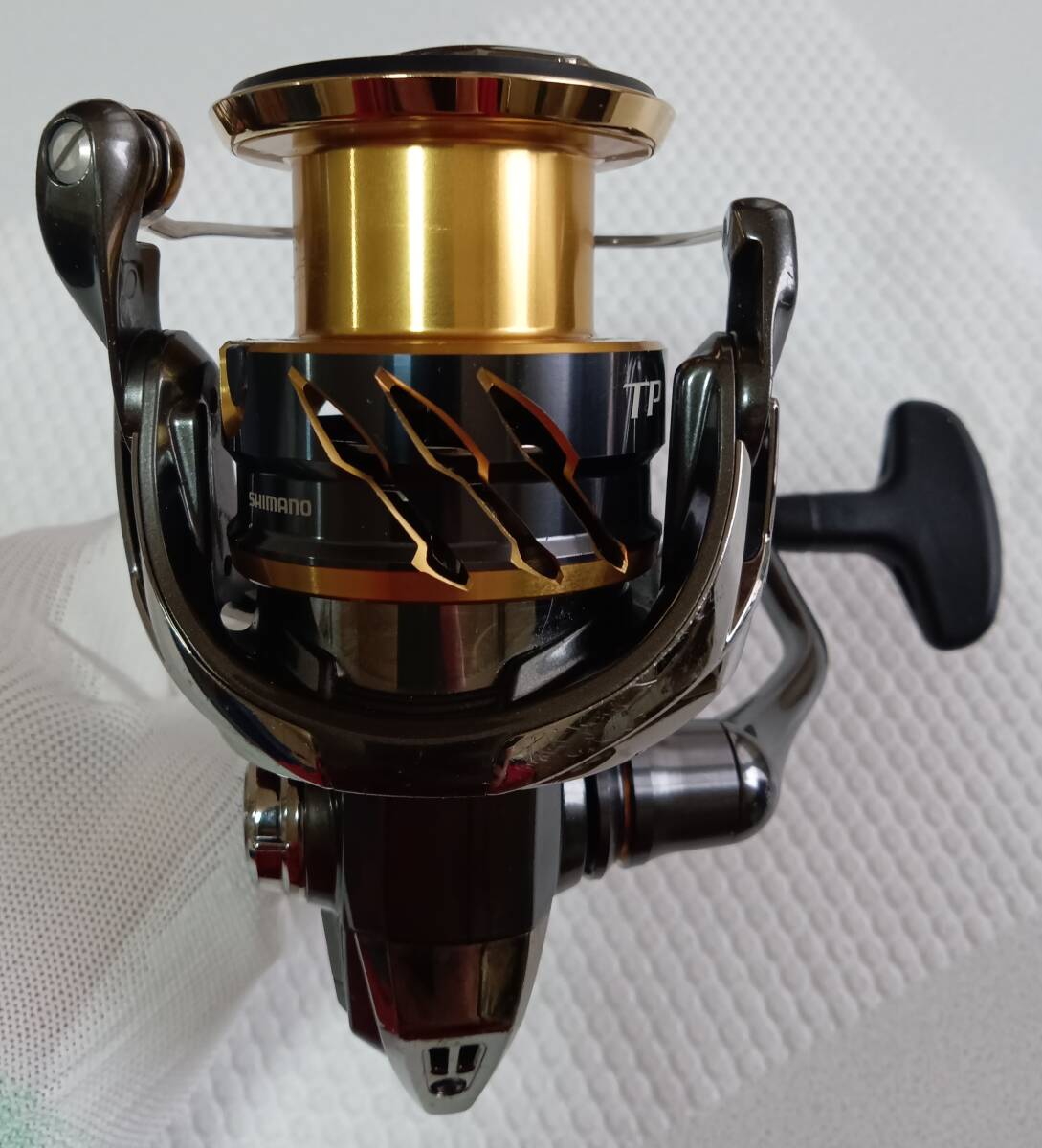 シマノ 20 TWINPOWER 20ツインパワー C3000XG SHIMANO USED品 シマノ 20 TWINPOWER 20ツインパワー C3000XG SHIMANO USED品