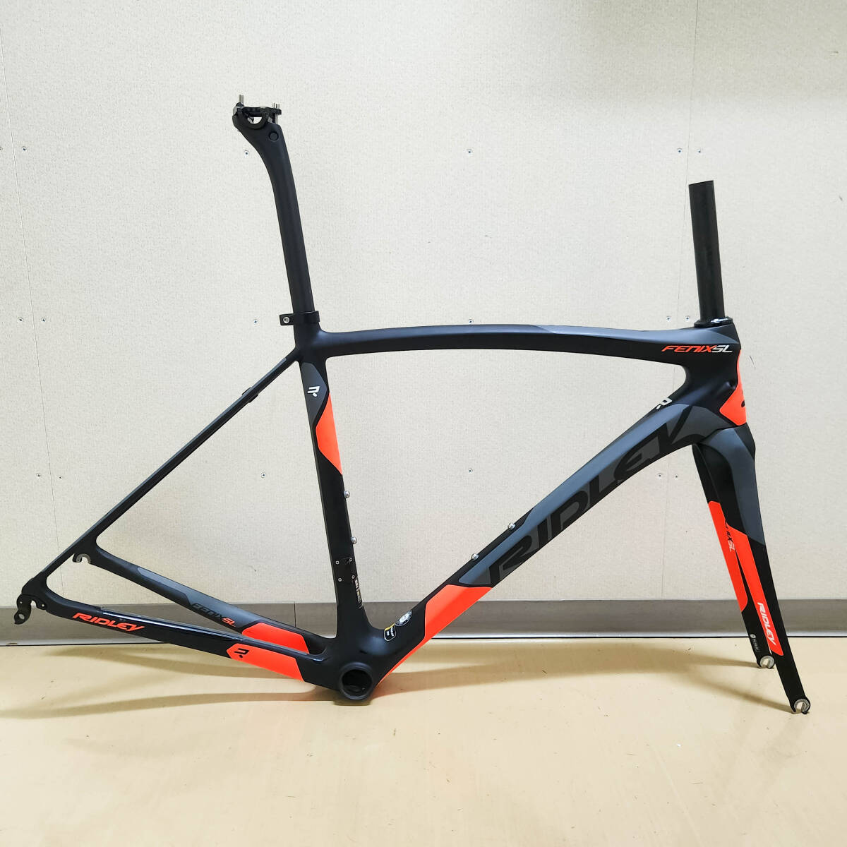 RIDLEY FENIX SL リドレー フェニックス ロードバイク カーボン フレームセット 新品カーボンシートポスト付属 #ST-03620