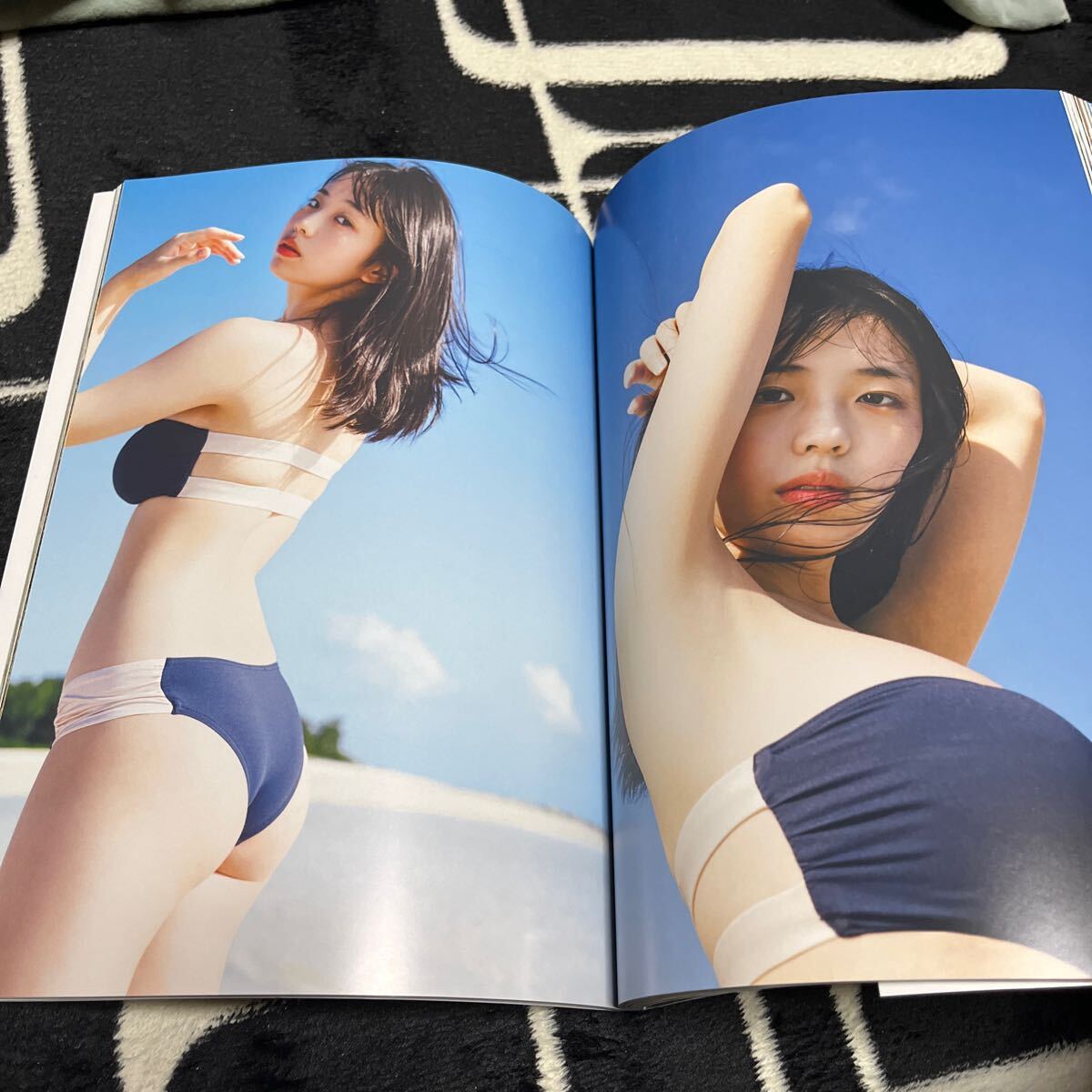 ☆菊地姫奈☆直筆サイン入り写真集 「moment」中古美品 生写真 ☆菊地姫奈☆直筆サイン入り写真集 「moment」中古美品 生写真