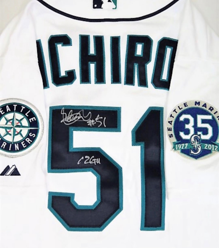 大人気の ヤクルトスワローズ27 古田敦也 1999-2001実使用ユニフォーム 実使用、サイン入り