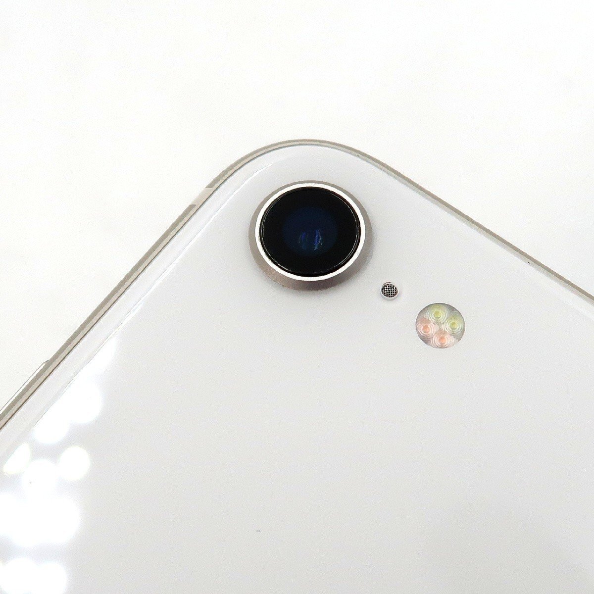 ◇【au/Apple】iPhone SE 第3世代 64GB SIMフリー MMYD3J/A ◇【au/Apple】iPhone SE 第3世代 64GB SIMフリー MMYD3J/A