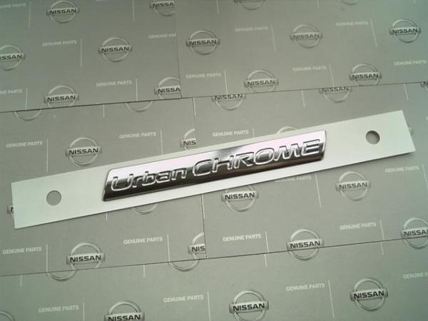 日産純正 NV200 バネット Urban CHROMEエンブレム VANETTE M20 AUTECH nismo