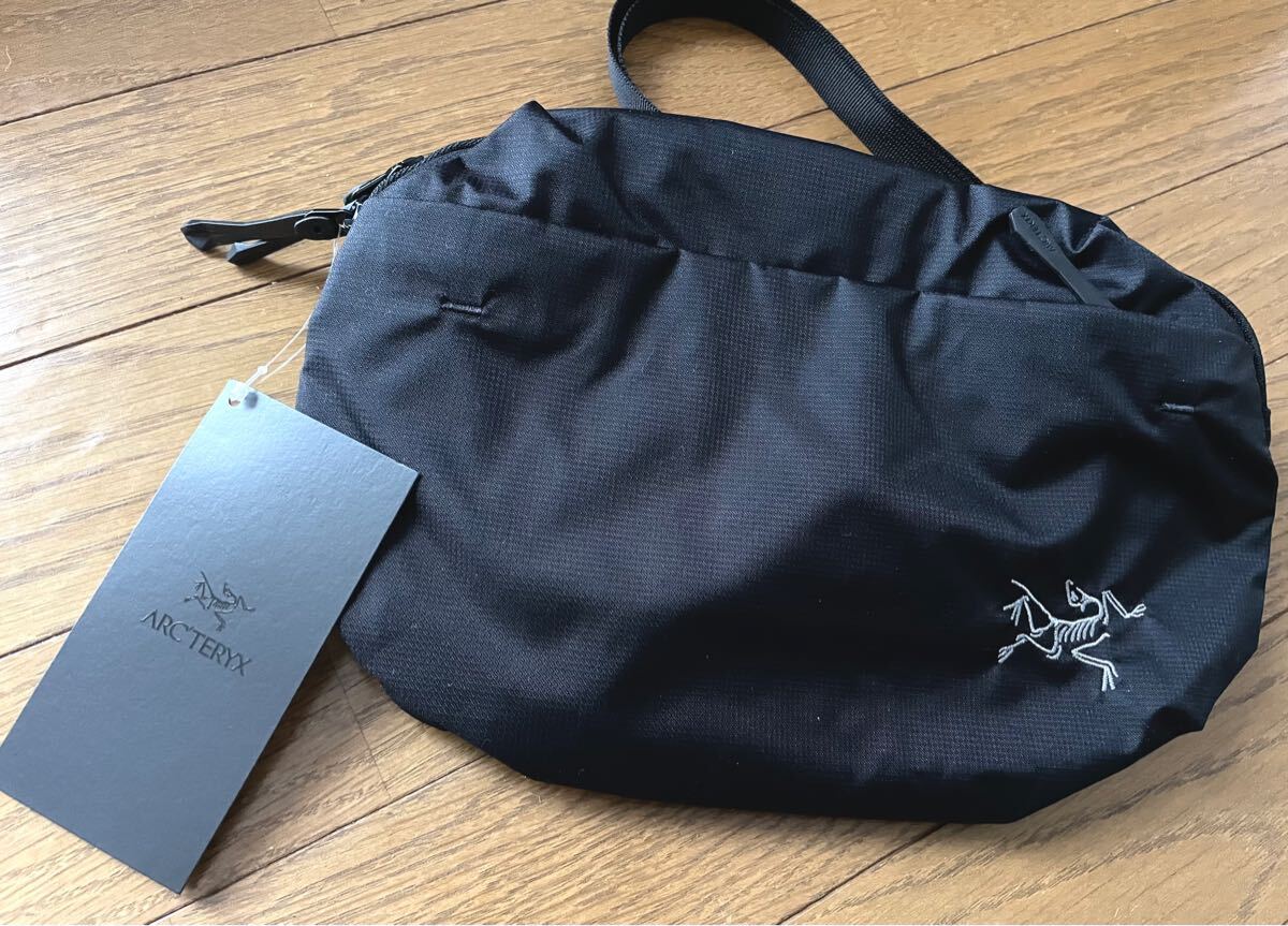 未使用品 ARC’TERYX HELIAD 6L CROSSBODY BAG ヒリアド 6L クロスボディ バッグ BLACK ブラック/ ARCTERYX アーク