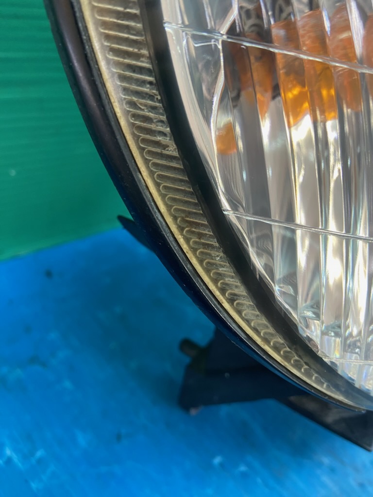 !_L700S Mira передняя фара правый 100-51587