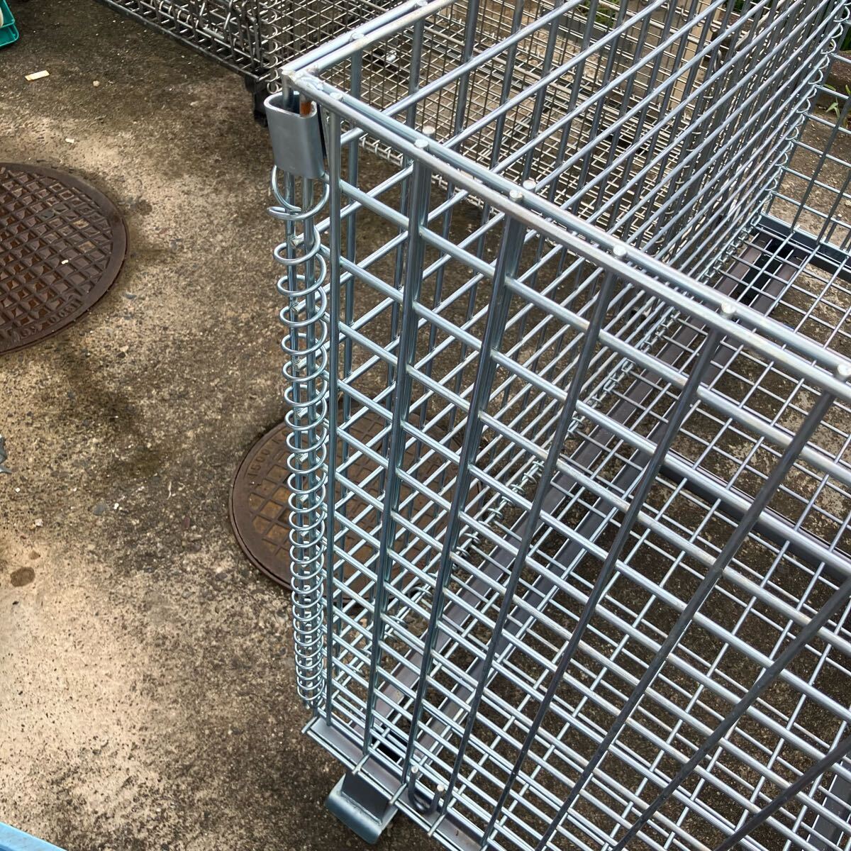 岐阜県瑞穂市発送　枚數(shù)変更可能　足場　メッシュパレット新品大60基セット　 パレティーナ　薪屋　建筑業(yè)界　足場　