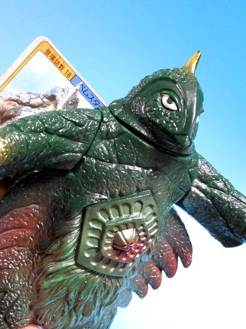 初版 ベムスター プラタグ付 1983バンダイ ウルトラコレクション 初版 ベムスター プラタグ付 1983バンダイ ウルトラコレクション
