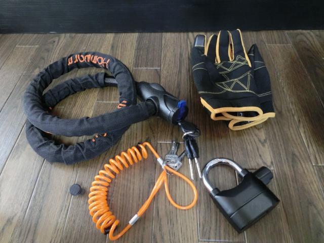 ??【7B3②q】バイク用 ヘルメット　マットブラック　ジェットヘルメット　　付屬品付　フルフェイス シールド付　インナバイザー付　??