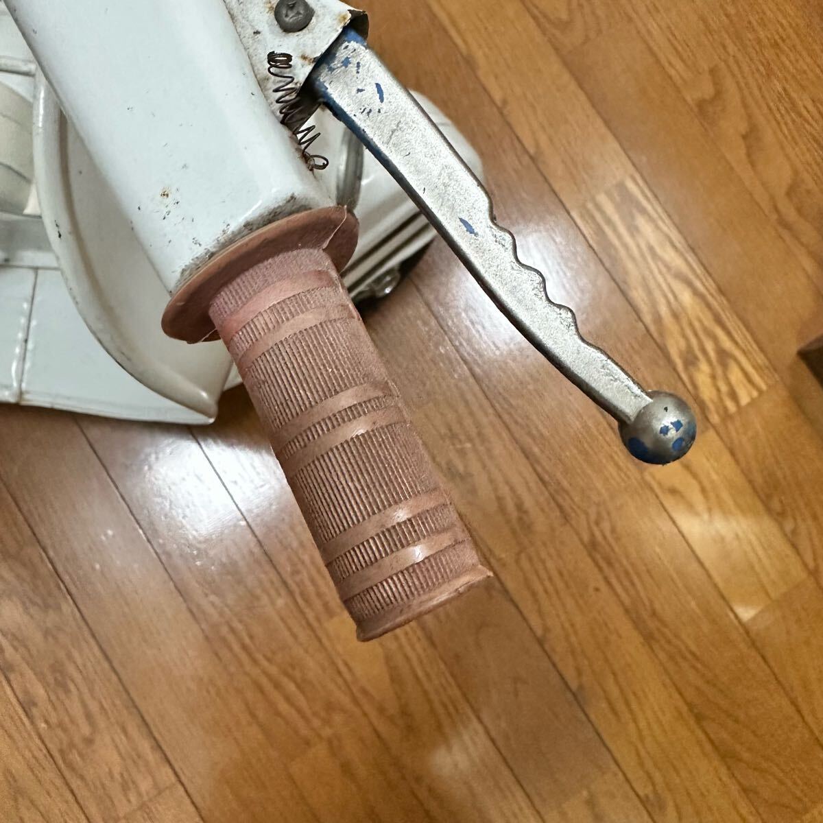 ベスパ VESPA 三輪車 ペダルカー 乗用玩具 ビンテージ レトロ ベスパ VESPA 三輪車 ペダルカー 乗用玩具 ビンテージ レトロ