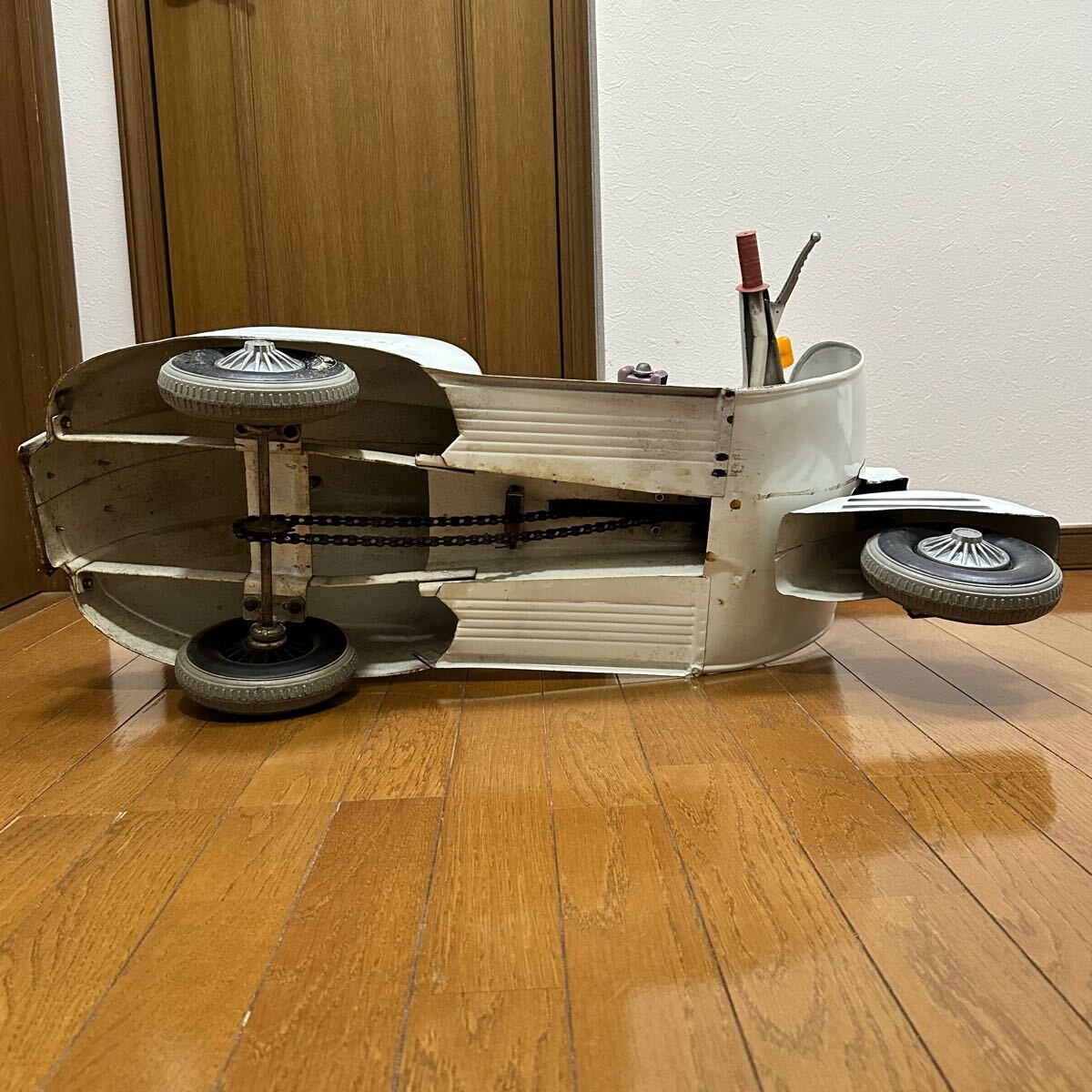 ベスパ VESPA 三輪車 ペダルカー 乗用玩具 ビンテージ レトロ ベスパ VESPA 三輪車 ペダルカー 乗用玩具 ビンテージ レトロ