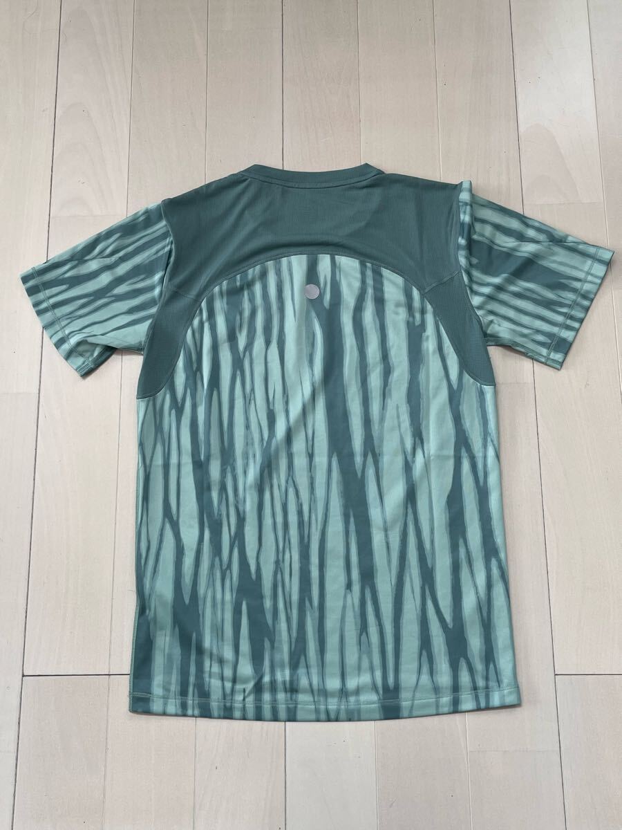 アシックス　ランニングシャツ　メンズ　XS