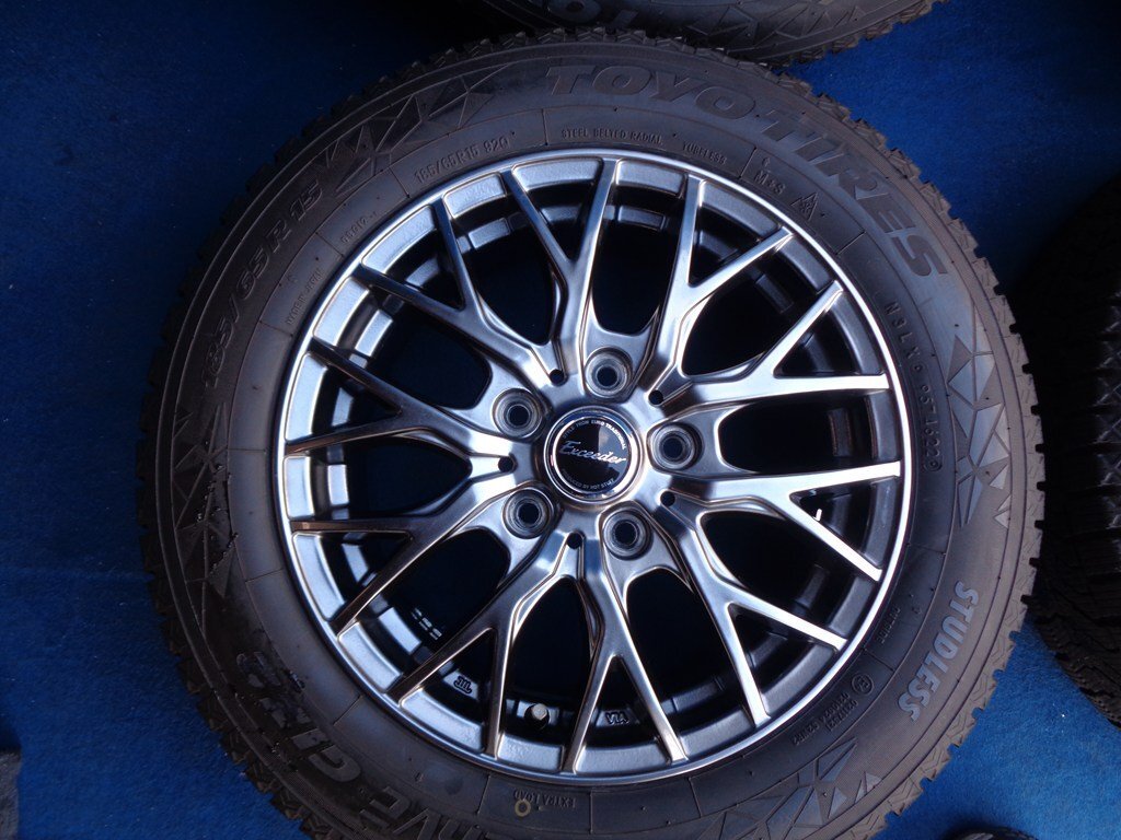 【送料込み】★ フリード ★ エクシーダー ★ 6J/+53 PCD 114.3 ★ 185/65R15 TOYO バリ溝 スタッドレス ★ Exceeder メッシュ ★