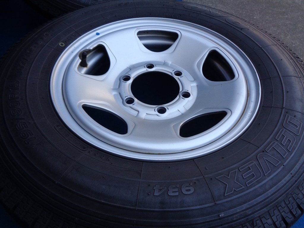 【送料込み】★ トヨタ ハイエース 純正 ★ 195/80R15 107/105 L LT ★ TOYO スタッドレス 4本セット ★
