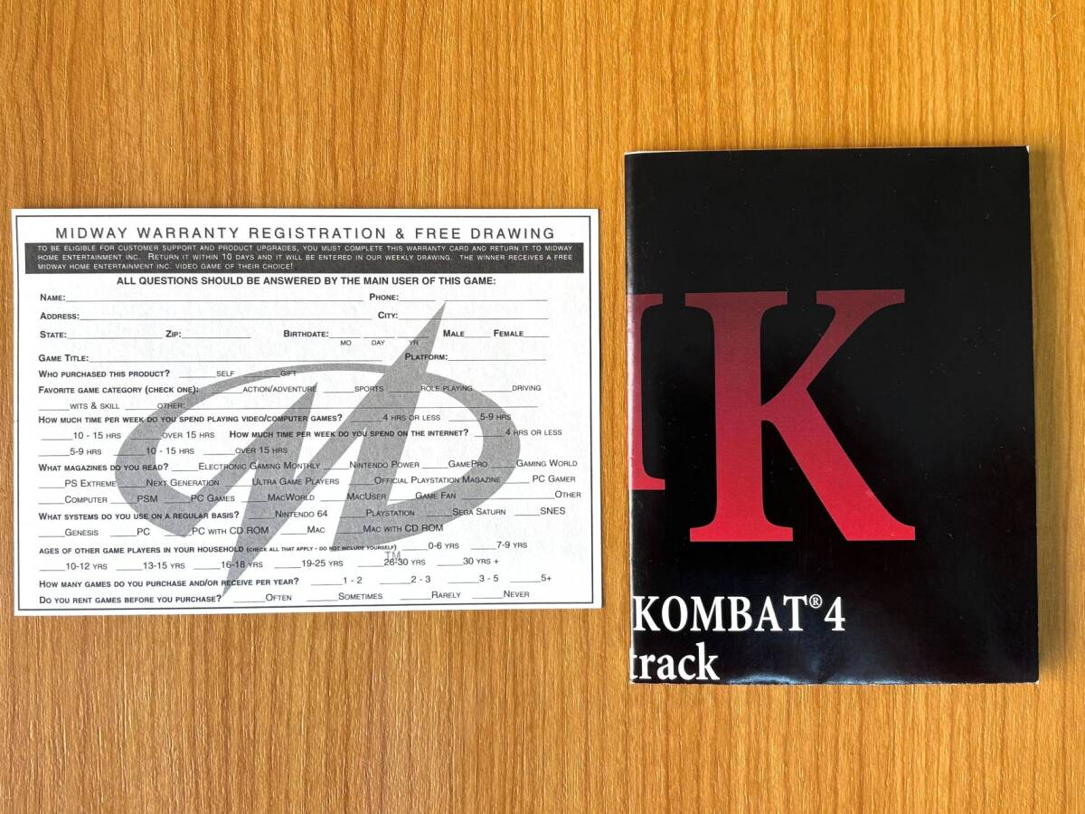 美品 N64 ニンテンドウ64 北米版 モータルコンバット4 MORTAL 美品 N64 ニンテンドウ64 北米版 モータルコンバット4 MORTAL