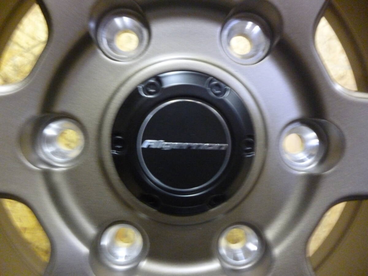 TOYOオープンカントリーR/T■215/65R16■ゴツゴツタイヤ?ホワイトレター?カスタムバン■ハイエース?レジアスエース等に
