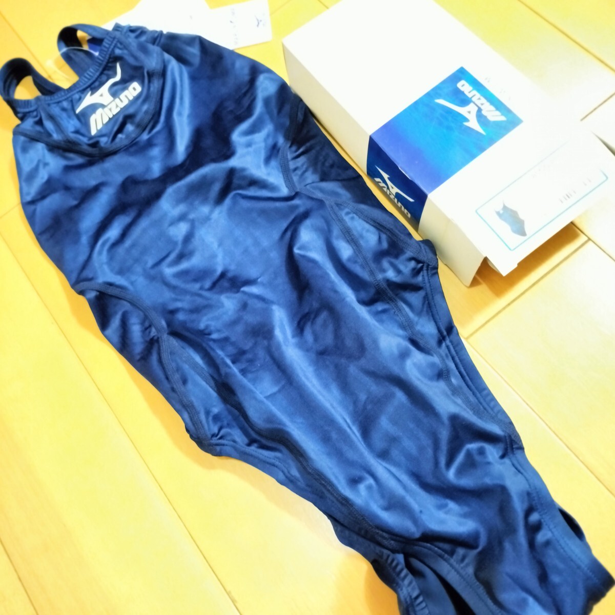 17500円 水球用 競泳水着 XL レディース 黒×赤 ミズノ ブラック 17500円 水球用 競泳水着 XL レディース 黒×赤 ミズノ ブラック