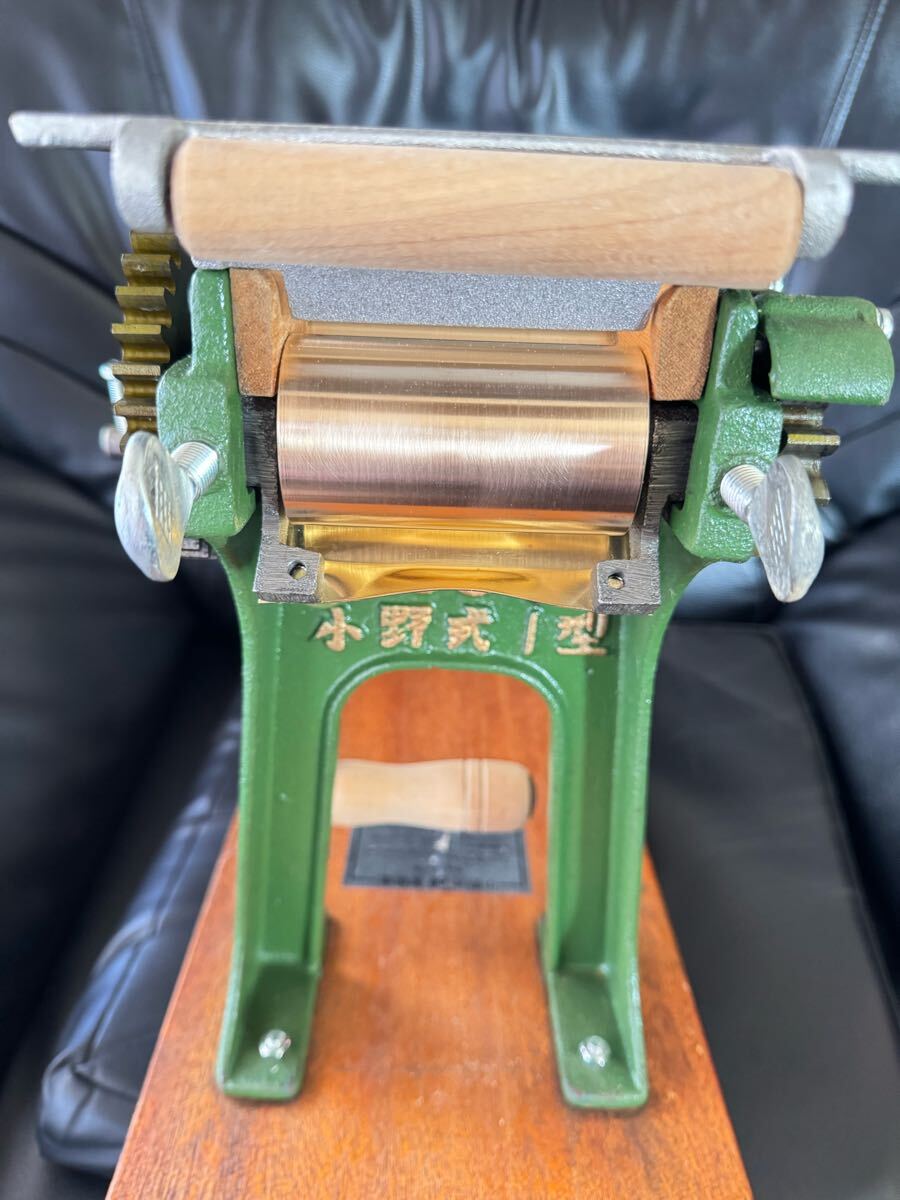 【極上】小野式製麺機Ⅰ型 オーバーホール後未使用品 回転 【極上】小野式製麺機Ⅰ型 オーバーホール後未使用品 回転