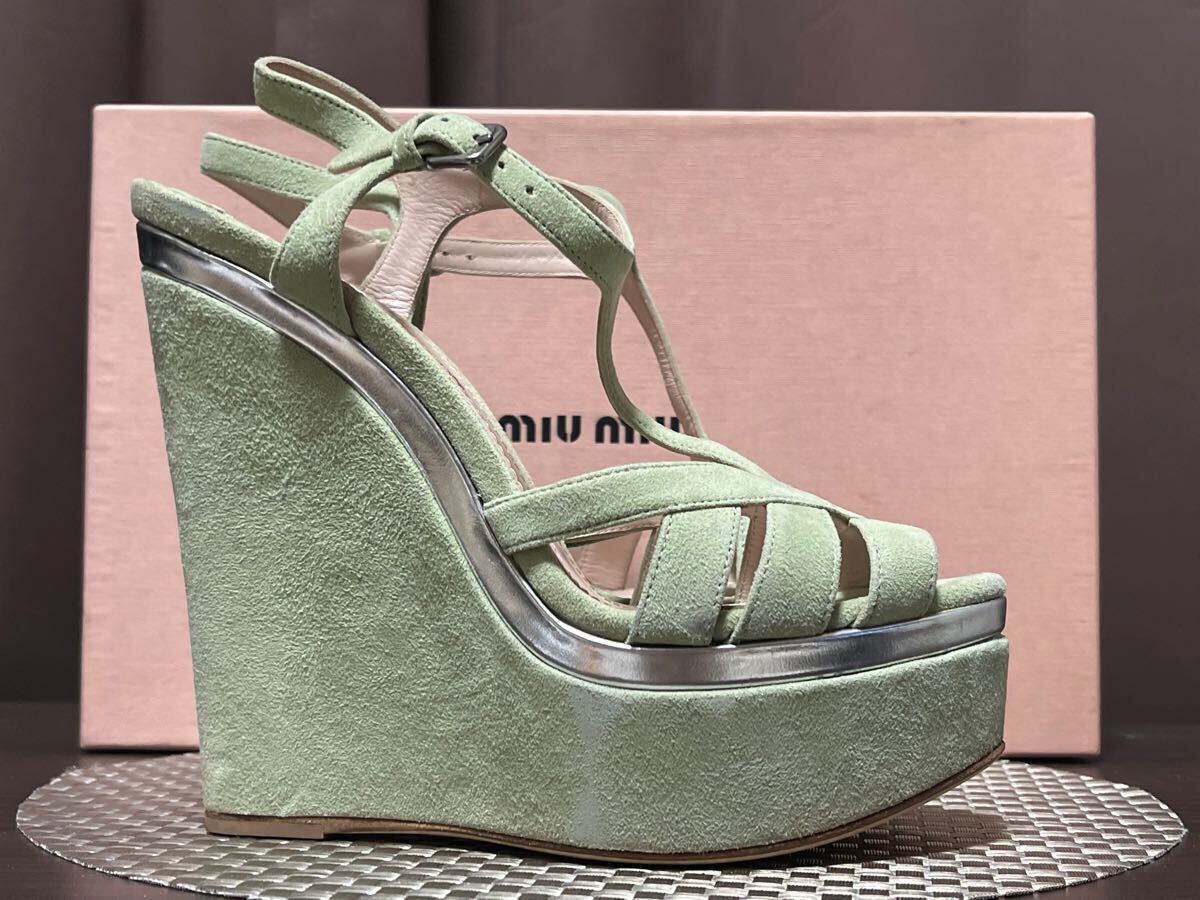 美品 miumiu ミュウミュウ サンダル ウエッジソール ストラップ スエード 37 緑 グリーン/fy0518 レディース/元値150,000円程_画像4