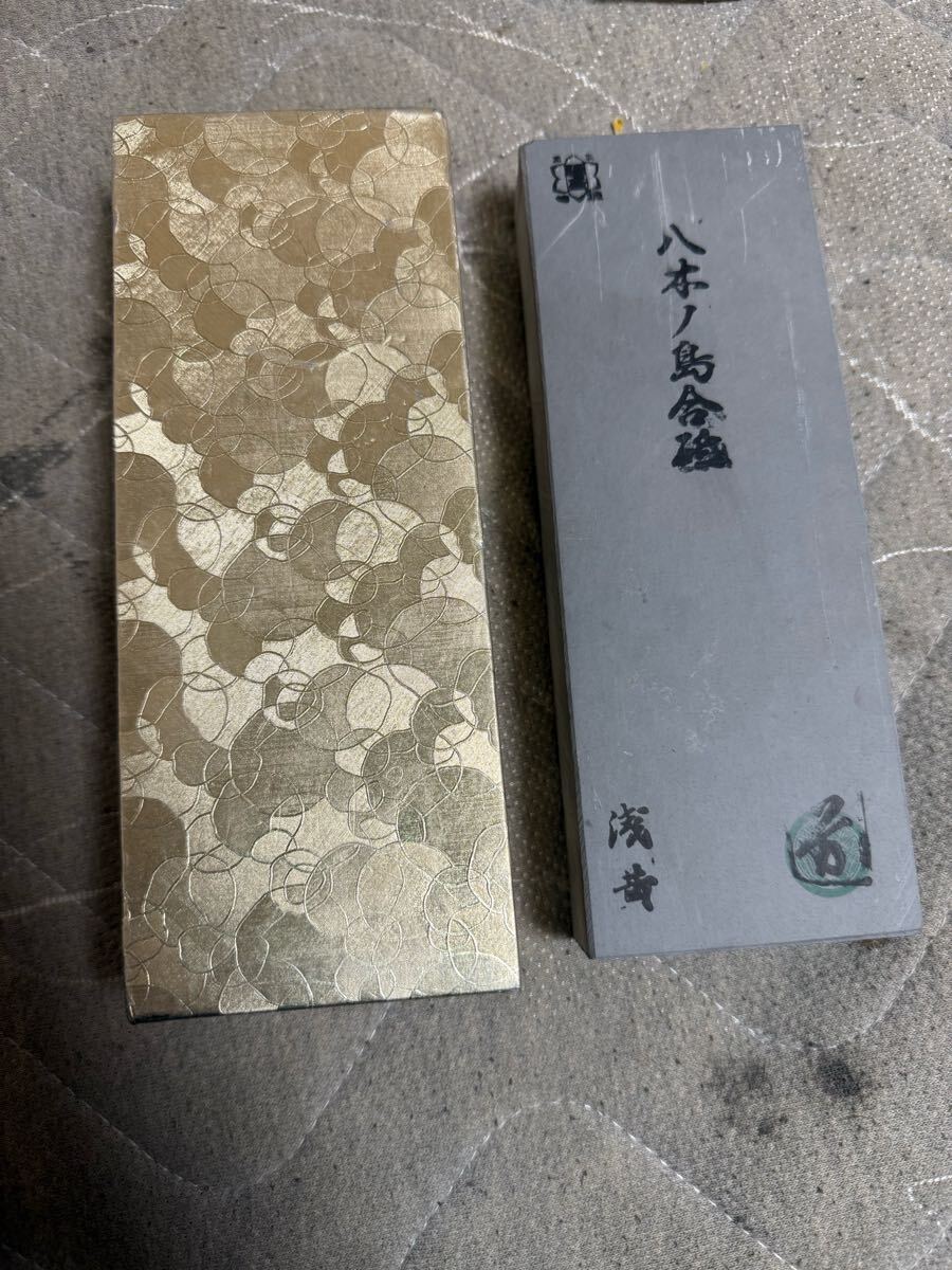天然砥石 八木ノ嶋 浅黄 上物 1310g 仕上げ砥石 / 鉋鑿大工 天然砥石 八木ノ嶋 浅黄 上物 1310g 仕上げ砥石 / 鉋鑿大工