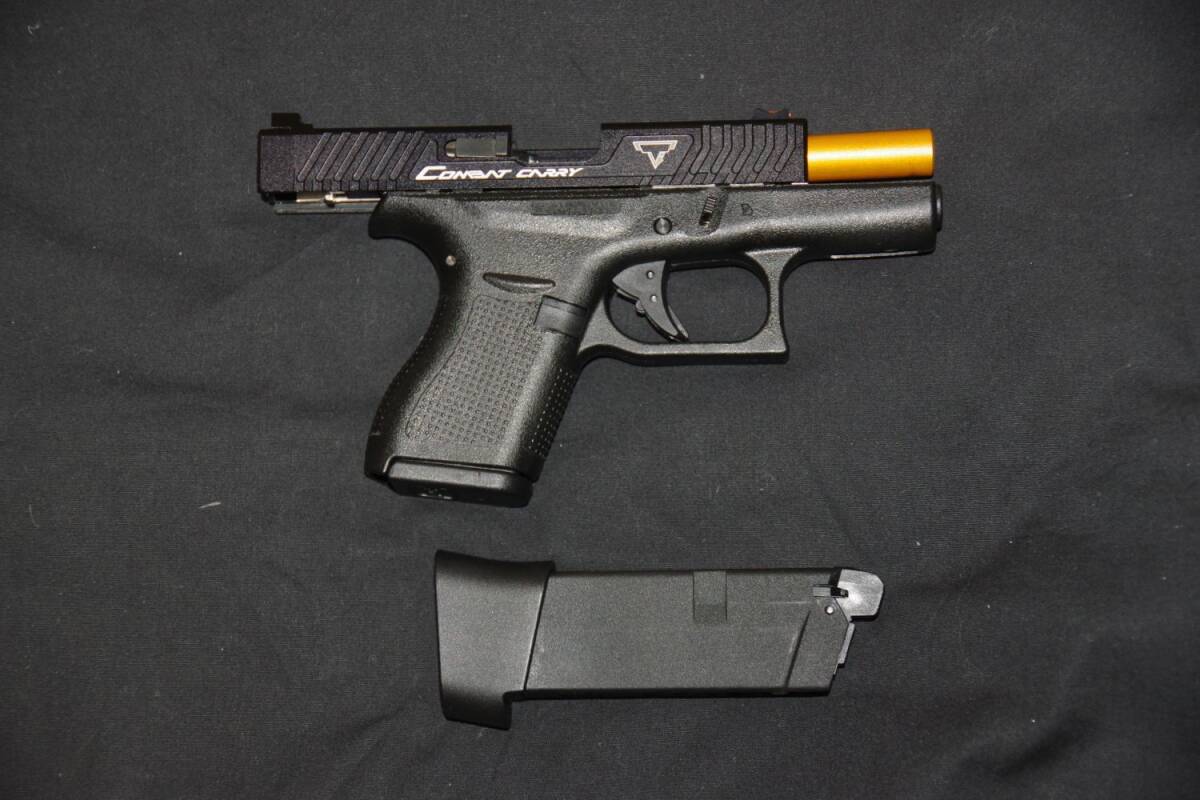 UMAREX/VFC グロックGLOCK G42 ガスブローバック ダブルマガジンセット /IRON TTI Combat Carryカスタム