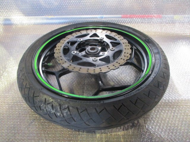 A7AC13 カワサキ Z250 フロントホイール ER250C S ジャンク