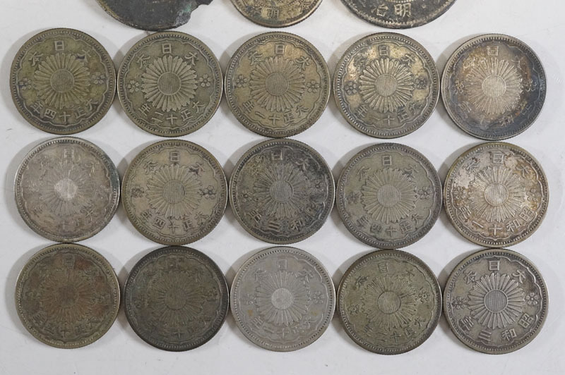 Yahoo!オークション - 1円~【d863】日本古銭 銀貨 まとめ 総重量 Yahoo!オークション - 1円~【d863】日本古銭 銀貨 まとめ 総重量