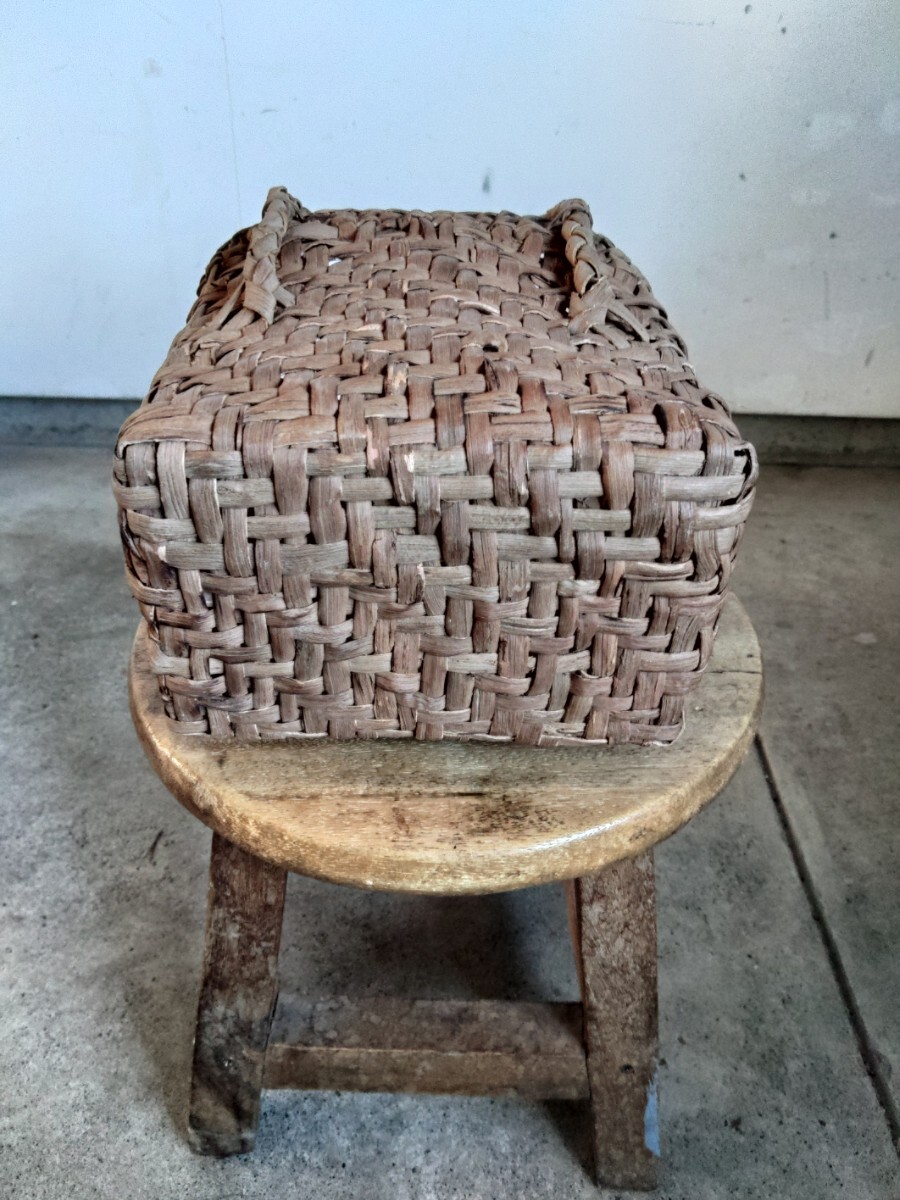 信州安曇野の山葡萄かごバッグ 信州安曇野の山葡萄かごバッグ 里山手仕事 - メルカリ