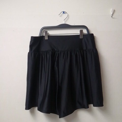 ★【古著】メーカー不明　ショートパンツ(ハーフパンツ)　サイズ不明　黒(ブラック)