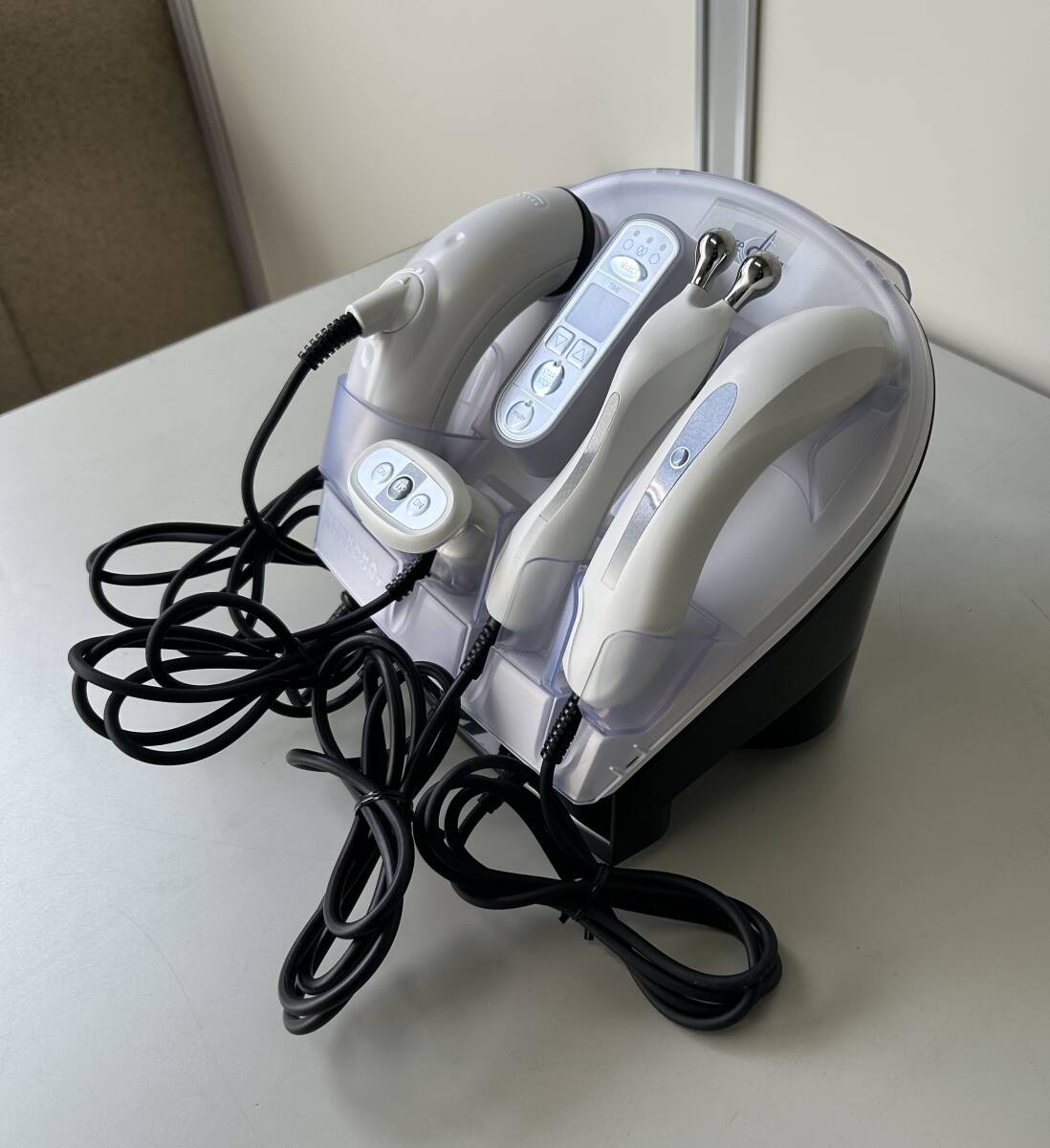 2021年製◇タカラベルモント Core design(コアデザイン) 美顔器