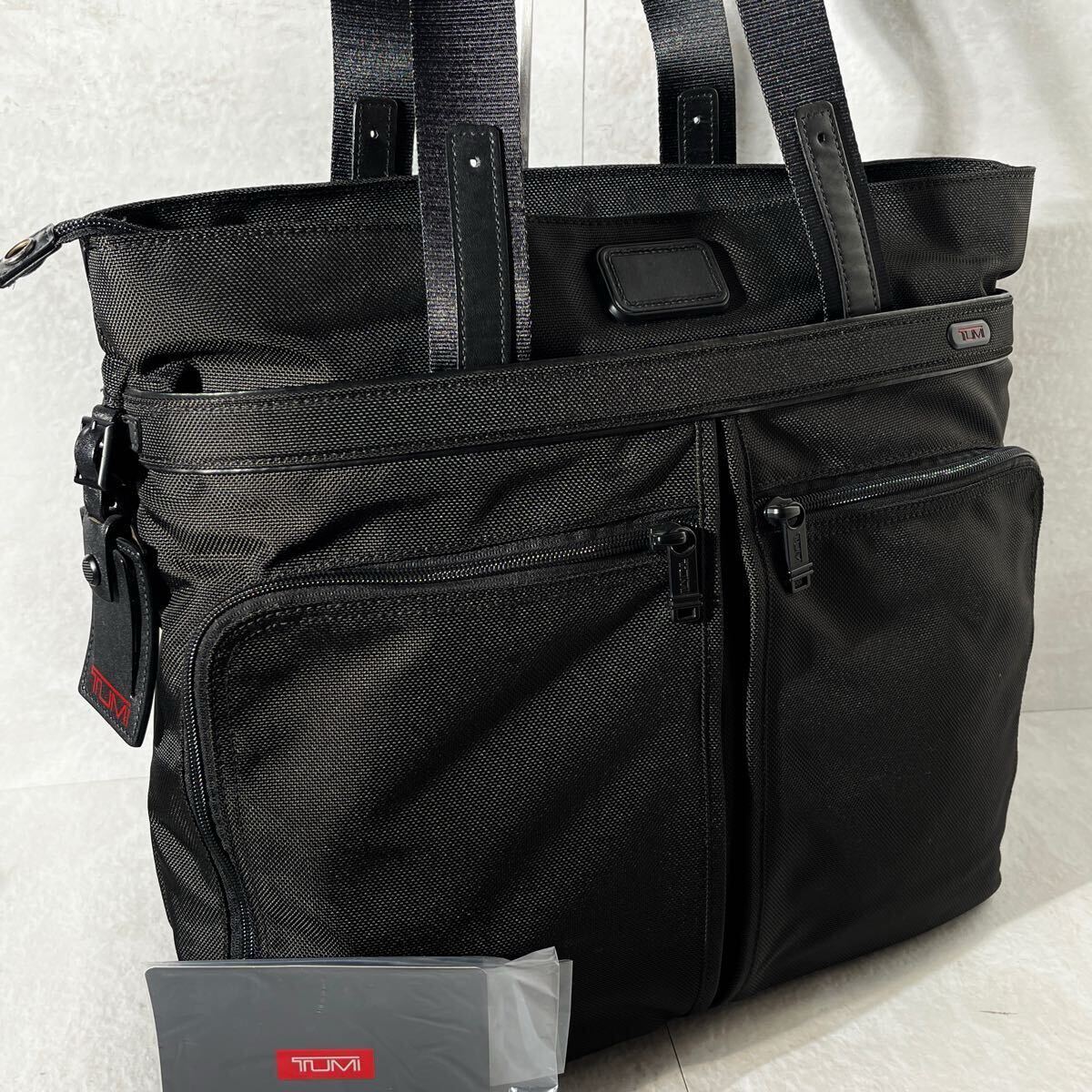 極美品/大容量 ○TUMI トゥミ メンズ ビジネス トートバッグ 極美品/大容量 ○TUMI トゥミ メンズ ビジネス トートバッグ