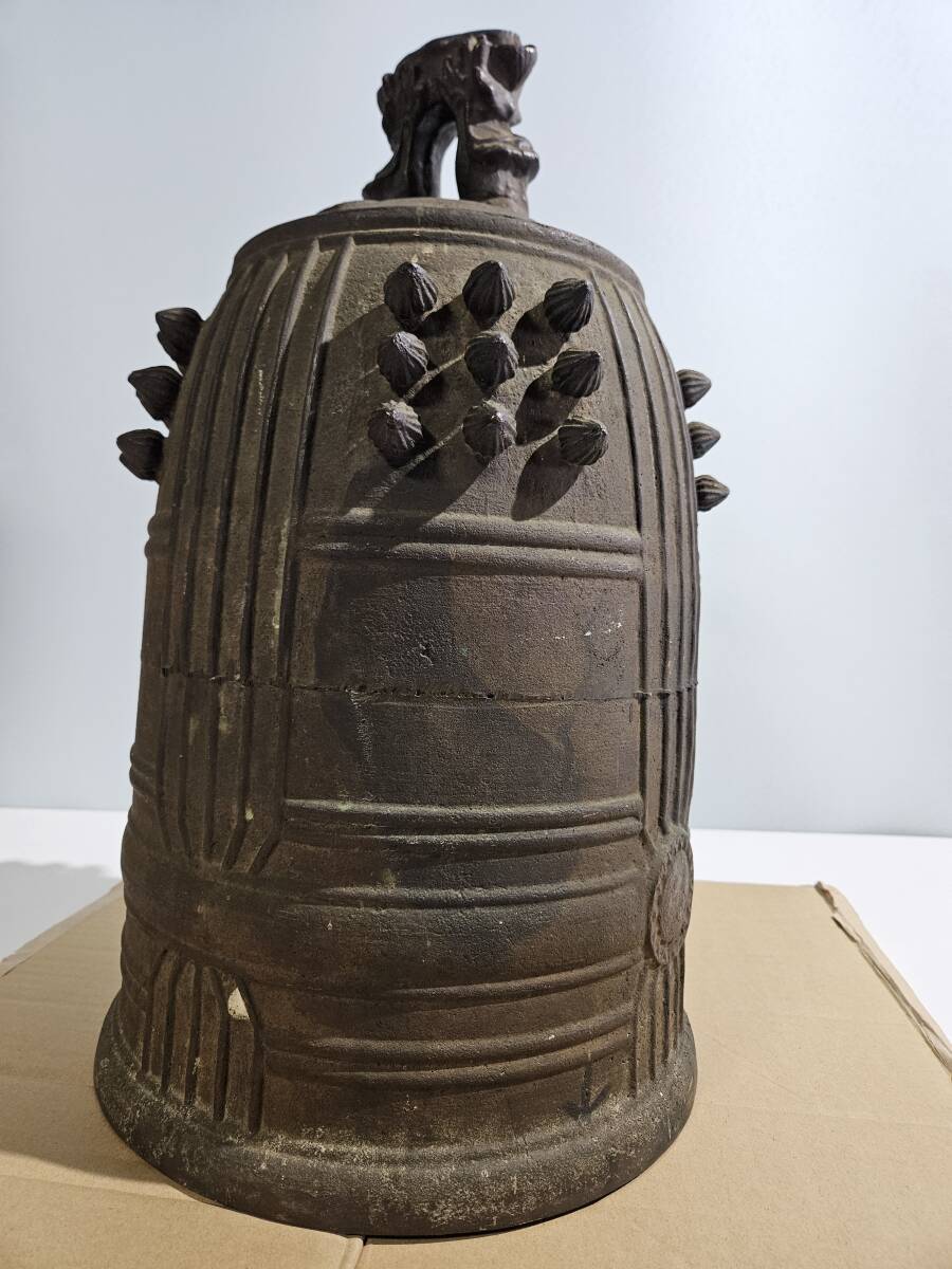 半鐘 釣鐘 和鐘 重量約20kg 高さ約50cm 幅約30cm 銅製 古銅 古鐘 半鐘 釣鐘 和鐘 重量約20kg 高さ約50cm 幅約30cm 銅製 古銅 古鐘