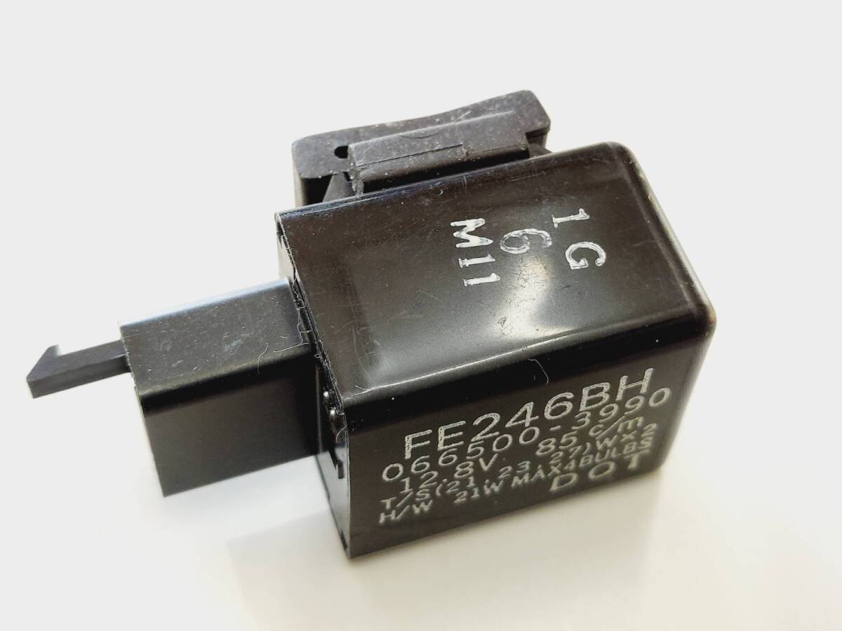 新品 ヤマハ純正部品 フラッシャリレーASSY ウインカーリレー 4MY-83350-01 SR400 XJR400R 他 管理番號(hào)99 管理T