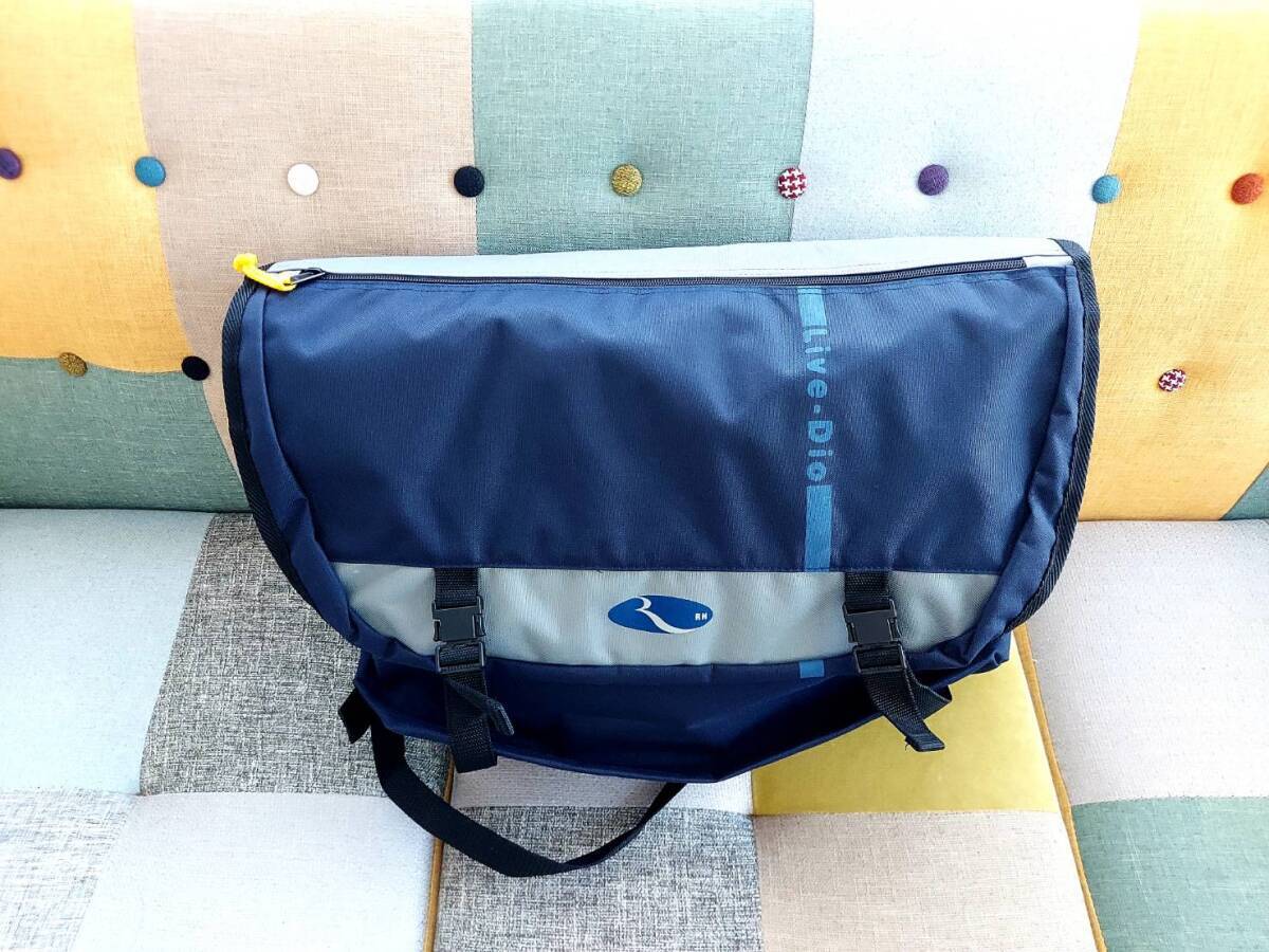 當(dāng)時(shí)物 広末涼子さん 缶バッチ付 HONDA ホンダ ライブディオ Live DIO 販促品 非売品 メッセンジャーバッグ 大容量 管理番號88 管理T