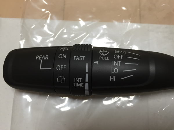 純正新品！スズキワイパースイッチ間欠時間調(diào)整付き37310-50M20 エブリイ、ハスラーなど流用に