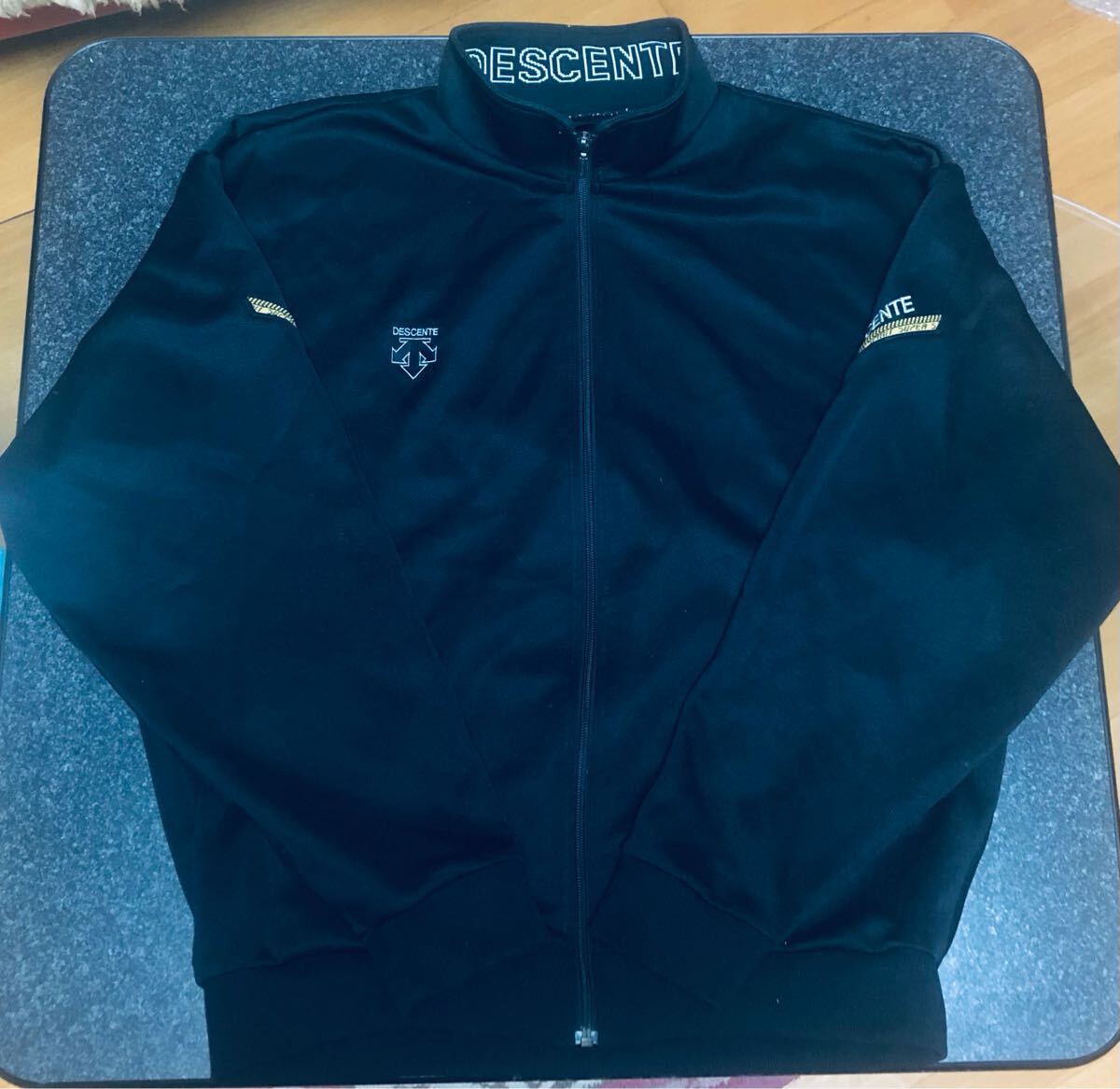 未使用品 DESCENTE ジャージ デサント トップス サイズXB（4L相当） 大きいサイズ 希少サイズ スポーツウェア トレーニング