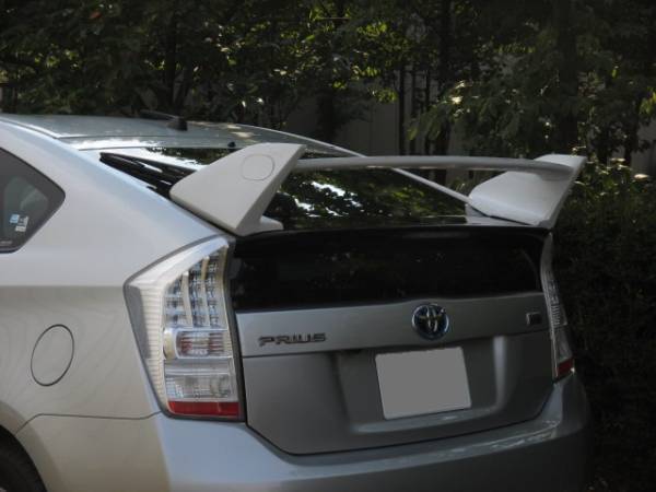 プリウス　30　リアウイング　前期・後期・G\'S