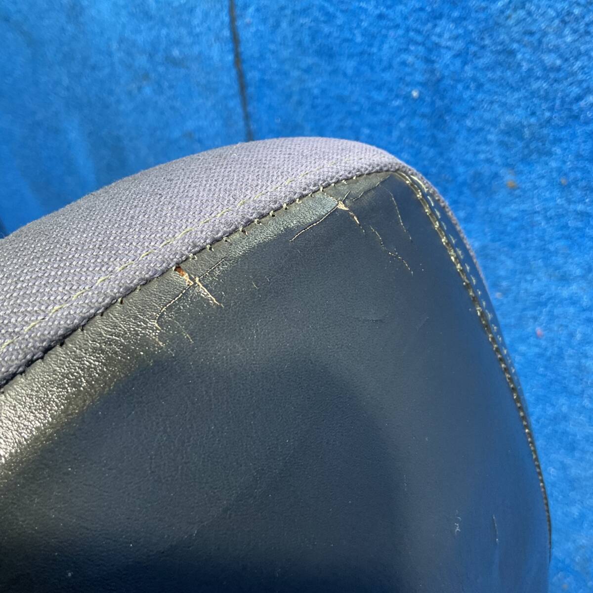 [AK-0025655][23]H14 Mazda Roadster NB поздняя версия 5 скорость VS NB6C [ передний сиденье партнер левый ] 597157
