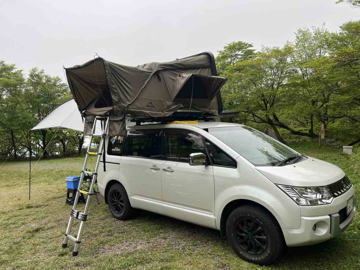 ルーフテント 車上テント カールーフテント 天窓 車上泊 はしご ルーフテント 車上テント カールーフテント 天窓 車上泊 はしご