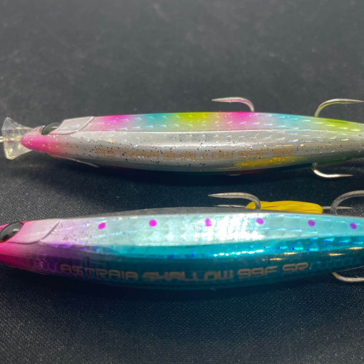 ★美品 送料無料★アストレイア シャロー 99F SR ２本セット エクリプス ECLIPSE ASTRAIA SHALLOW シーバス ヒデ サーフ 河川 ミノー _画像4
