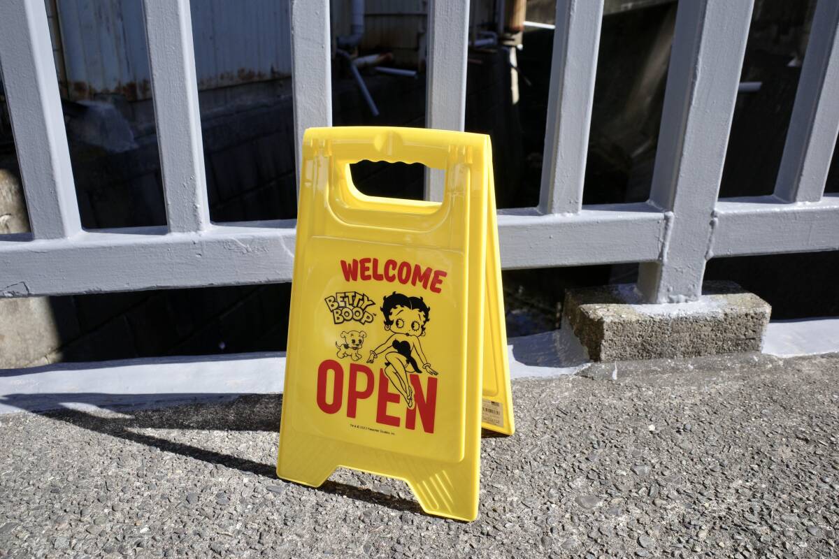 新品　BETTY BOOP ベティちゃん　OPEN CLOSE フロアサイン　看板　世田谷ベース　アメリカ　USA 店舗　玄関　ガレージ