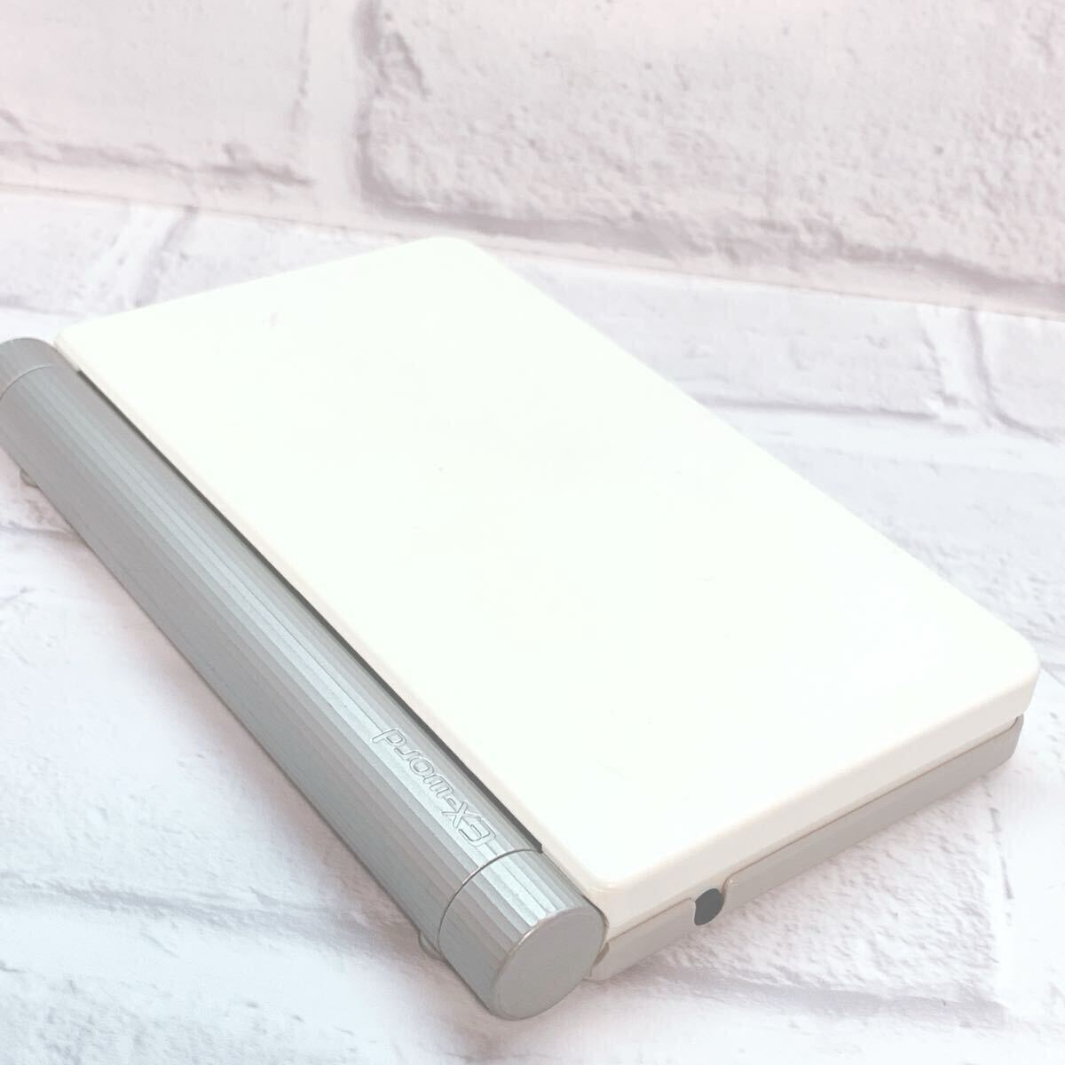 良品 電子辞書 上級英語・大学生モデル フランス語 仏和辞典 和 良品 電子辞書 上級英語・大学生モデル フランス語 仏和辞典 和
