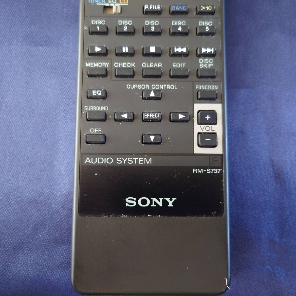 SONY ソニー リモコン RM-S737 赤外線発光確認済み 文字消え無し 電池端子サビあり_画像2