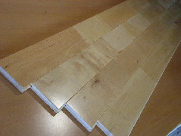 床材 無垢 さくら かば 優(yōu)良材バーチ(かば桜) 無垢フローリング クリアー色UV涂裝品 ABグレード 15×90×1820mm(10枚入 約１畳分)