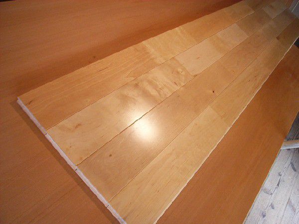床材 無垢 さくら かば 優(yōu)良材バーチ(かば桜) 無垢フローリング クリアー色UV涂裝品 ABグレード 15×90×1820mm(10枚入 約１畳分)