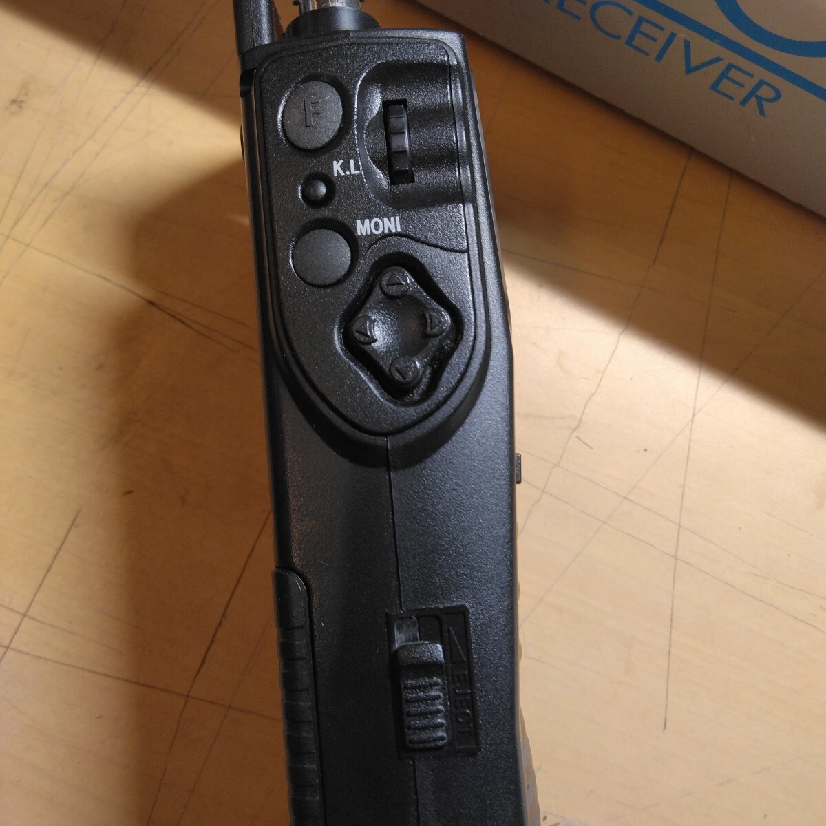 AR8200「ジャンク」 ジャンク/AOR/AR8200/ワイドレンジレシーバー/通電確認済 60サイズ