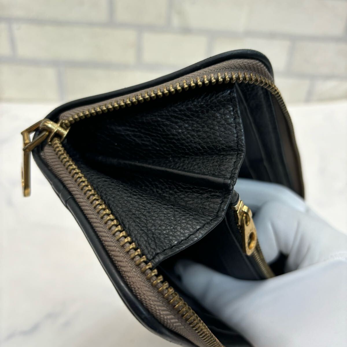 MARC BY MARC JACOBS 長(zhǎng)財(cái)布 黒 ブラック ラウンドファスナー レディース